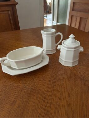 Vintage Pfaltzgraff White Ceramic Gravy Boat, Creamer & Sugar Set